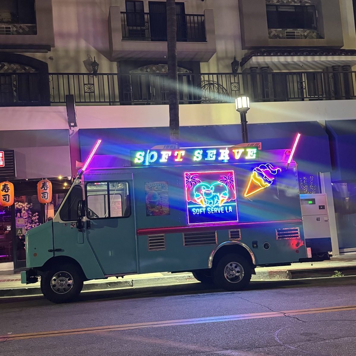 Soft serve and shaved ice service